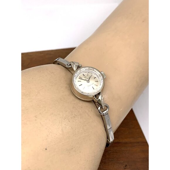 Omega Women's Watch 14k White Gold Case Vintage 70's Swiss Automatic Petite 17mm - Picture 5 of 15
